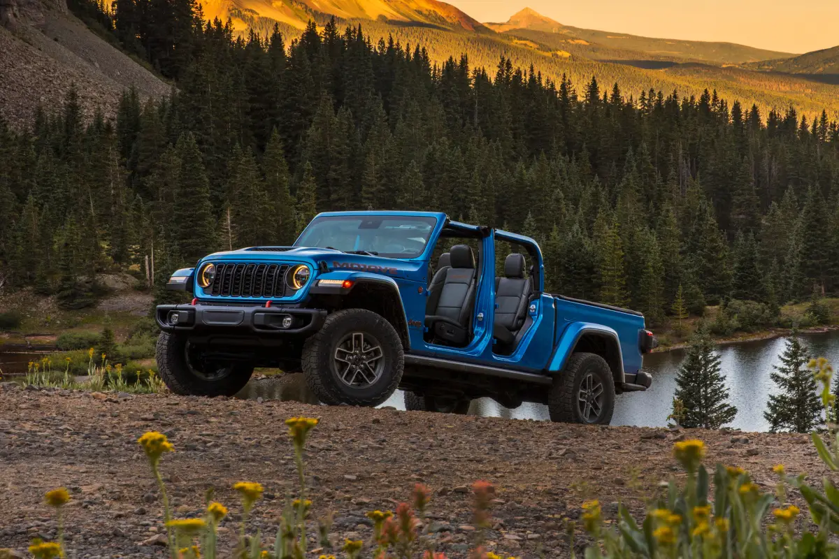 2025 Jeep® Gladiator Mojave X
